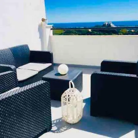 Apartment Atico Con Bonita Vista. En Urbanizacion Privada.! Estepona