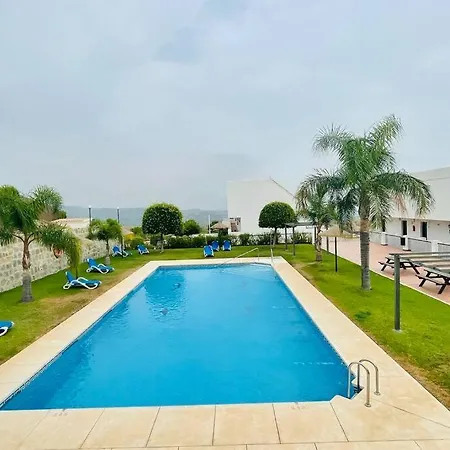 Lejlighed Atico Con Bonita Vista. En Urbanizacion Privada.!